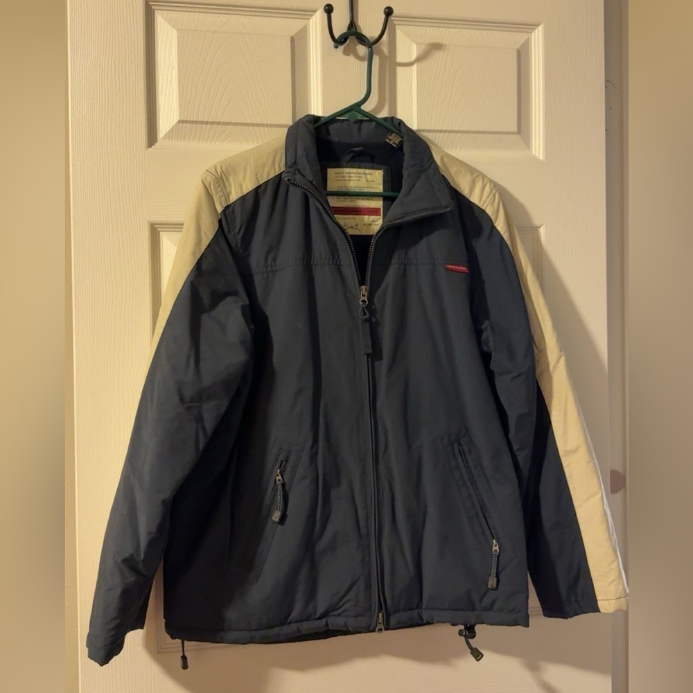 Abercrombie & Fitch - Men’s
Navy Blue and cream Fleeced lined jacket, Size M